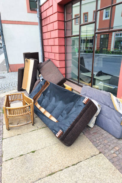 Best Retail Junk Removal  in Fairlea, WV